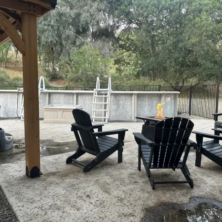 Updated Cabin with POOL and SPA 5 minutes from Sequoias National Park