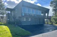 Charming Private Home - Walk to DT and the Beach! - 3-Sterne