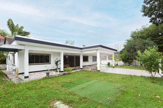 35Tanjong Bungalow Wedding BBQ Near Beach