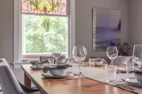 Dancing Doe Estate with Wood Stove, Hot Tub & Firepit - Boutique