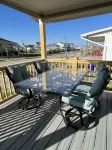 Newly Renovated Beach Bungalow - 3 minute walk to the beach! - 2-Star