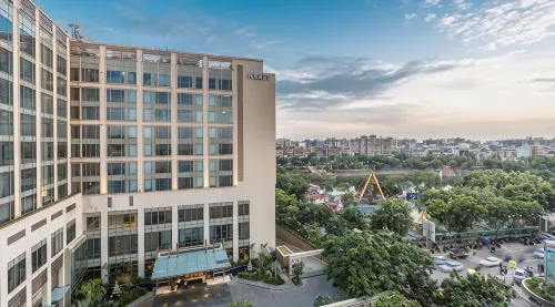 Hyatt Ahmedabad - 5 Sao