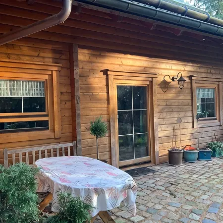 Ferienwohnung im Holzhaus, 5-10 Min. vom Schönen Wandlitzsee Entfernt