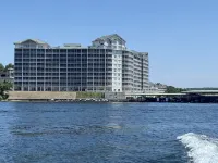 8104 Towers, Beautiful Condo! Quiet! Elevators, Indoor/Outdoor Pools. Free Wifi - 4 estrellas