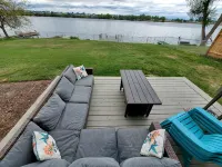 Spacious Lakehouse Getaway. Private Dock with large fenced Backyard and Gameroom - 3성급