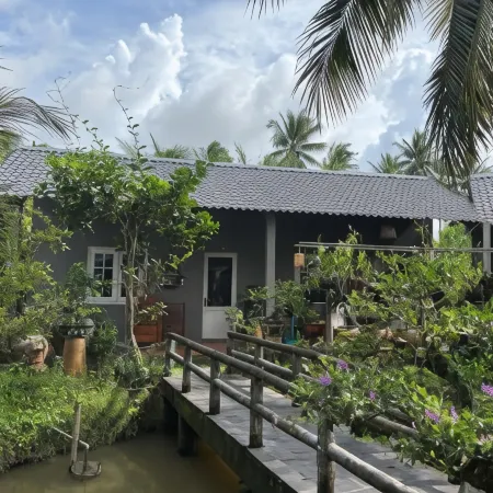 Bentre Coco Lodge