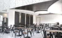 Helsinki Hotel Palu - 駐車場