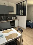 Superb modern studio in typical neighborhood - Homestays