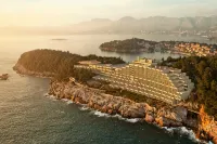 Hotel Croatia - parking