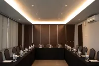 The Upper Clift Resort & Cafe Hotels in Babakan Madang