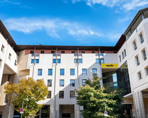 Staycity Aparthotels Marseille Centre Vieux Port Hoteles cerca de Centro comercial Centre Bourse