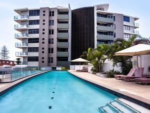 Ambience on Burleigh Beach