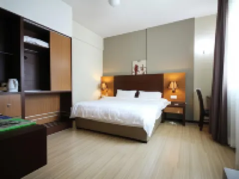 Aroma Hotel Hotels near Butterworth Art Walk