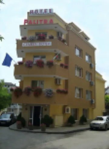 Hotel Palitra Hotels near Плаж Галата Север