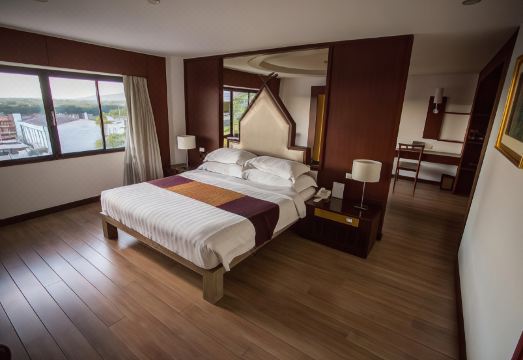 시하라즈 호텔 썸네일