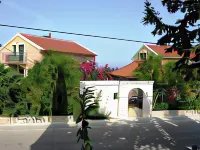 Dafnoudi Hotel Apartments Hotels near Dafnoudi Beach