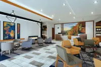 LaQuinta Suites by Wyndham South Bend Notre Dame Area Hotels in Clay Township