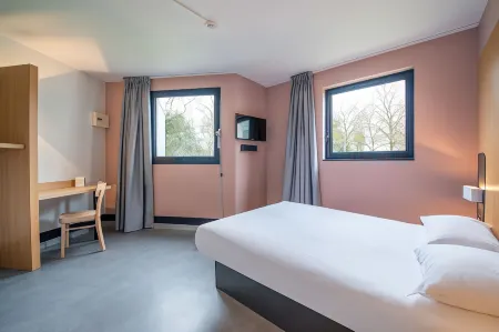 B&B HOTEL Cholet Sud Отели рядом со станцией Gare de Cholet