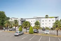 โรงแรม B&B แรนน์ส์ ซูด ช็อนเตปี - ที่มีที่จอดรถ
