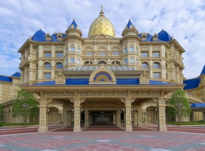 Tokyo Disneyland Hotel