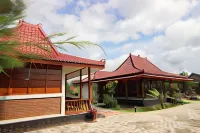 The Royal Joglo Hotel a Tanjungsari
