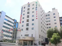 فندق ارينا سبايس Hotels near مجمع اللوزي التجاري