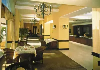 The Balmoral - Halaal فنادق في دوربان