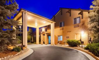 Best Western Plus Deer Park Hotel and Suites