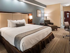 Best Western Plus Boardman Inn  Suites