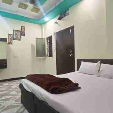 Hotel Priyanshi Palace Ujjain Dining/Meeting Rooms