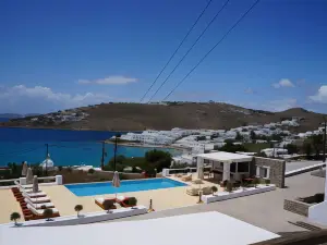 Seethrough Mykonos Suites