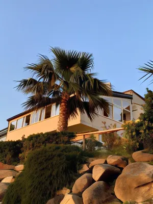 Hotel Mercurio Sul Mare - Fish Restaurant and Private Beach Hôtels à : Nicotera