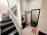 Villa Awwa