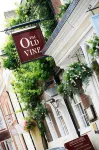 The Old Vine Hotels near Winchester Railway Station
