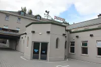 The Enniskillen Hotel and Motel Hotels near Enniskillen Castle