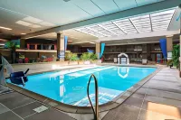 Plaza Inn & Suites - Pet friendly