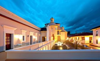 Hotel Dann Monasterio