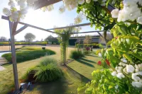 Au Manoir des Loges - Bed and Breakfasts