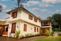Surya Heritage Hotels Отели в г. Каннур