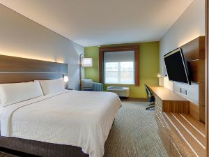 Holiday Inn Express & Suites Waxahachie