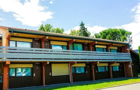 南阿維尼翁展覽中心 B&B 酒店