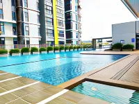 Le Pavilion by Salaam Suites, 5 Pax, Near Setiawalk Hotels in Puchong