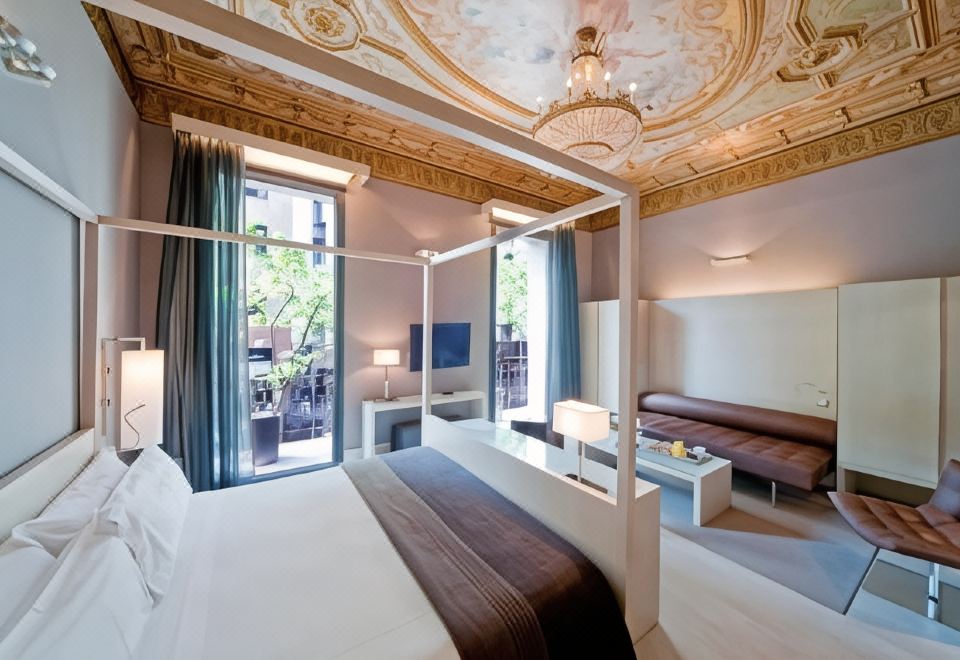 3. 호텔 액추알..