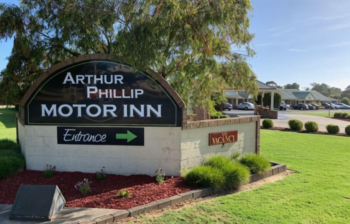 Arthur Phillip Motor Inn