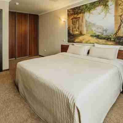 Avrora Rooms