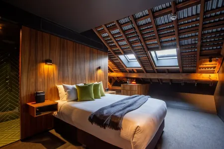 Moss Hotel