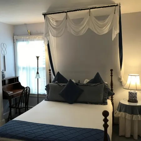 Cleveland House Inn