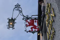 Red Lion Inn Hotels in Claife