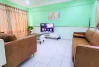 Comfy Sleep Psr 3Br Condo Mrt & Diverse Eateries فنادق في سيري كيمبانجان
