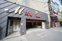 Ulsan Mugeodong M Hotel in zona Università di Ulsan
